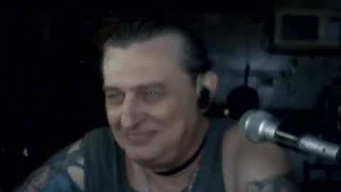 carlos712009 online show from 04-28-26, 04:06