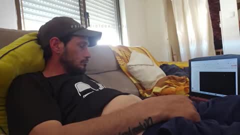 carlosweb1 online show from 05-13-26, 02:14