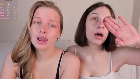 Jessie and Lika   online show from 03-08-26, 07:23