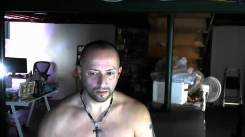 Snapshot of carltun1974 chatting on 12-12-24, 08:47 Carl online show from 12-12-24, 08:47