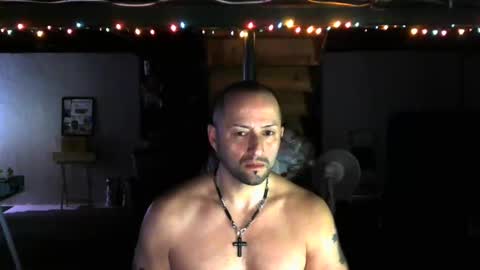 Snapshot of carltun1974 chatting on 12-17-24, 07:18 Carl online show from 12-17-24, 07:18