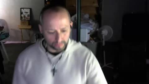 Snapshot of carltun1974 chatting on 12-24-24, 12:55 Carl online show from 12-24-24, 12:55