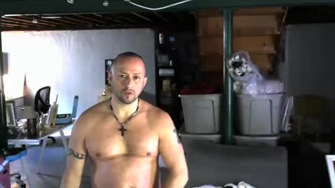 Snapshot of carltun1974 chatting on 02-10-25, 05:19 Carl online show from 02-10-25, 05:19