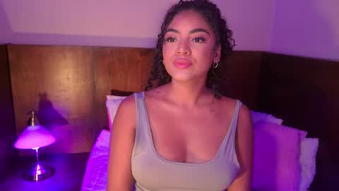 Carly Monroe  online show from 10-07-25, 11:35