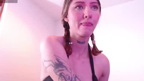 Snapshot of carmennrusso chatting on 01-30-25, 08:10 carmennrusso online show from 01-30-25, 08:10