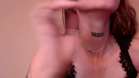 Snapshot of carmennrusso chatting on 05-15-26, 01:34 carmennrusso online show from 05-15-26, 01:34