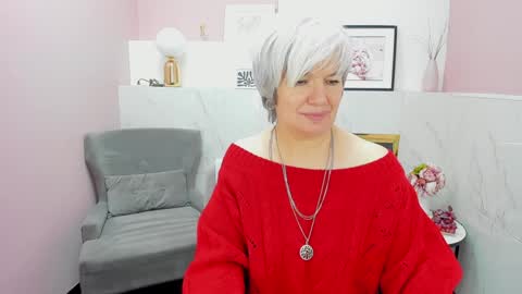 Snapshot of carmensoft chatting on 12-12-24, 04:37 Carmen online show from 12-12-24, 04:37