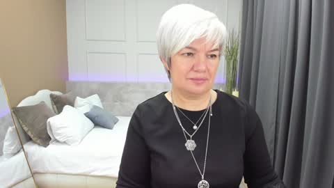 Snapshot of carmensoft chatting on 12-21-24, 11:02 Carmen online show from 12-21-24, 11:02
