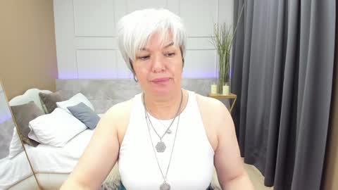 Snapshot of carmensoft chatting on 12-23-24, 12:25 Carmen online show from 12-23-24, 12:25