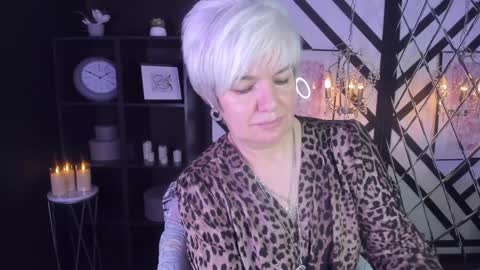Snapshot of carmensoft chatting on 12-25-24, 03:08 Carmen online show from 12-25-24, 03:08