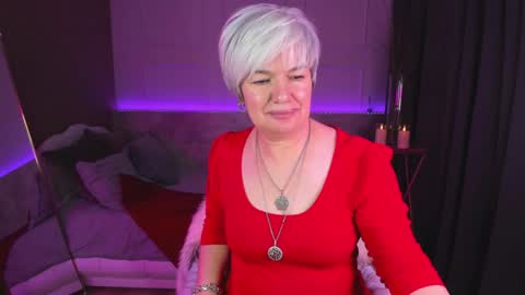 Snapshot of carmensoft chatting on 12-25-24, 11:31 Carmen online show from 12-25-24, 11:31