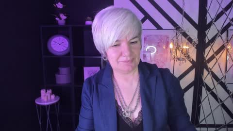 Snapshot of carmensoft chatting on 01-18-25, 09:55 Carmen online show from 01-18-25, 09:55