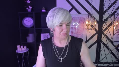 Snapshot of carmensoft chatting on 01-19-25, 04:33 Carmen online show from 01-19-25, 04:33