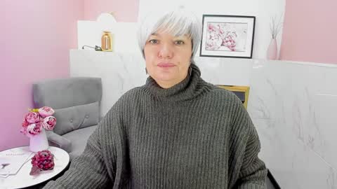 Snapshot of carmensoft chatting on 01-19-25, 08:51 Carmen online show from 01-19-25, 08:51