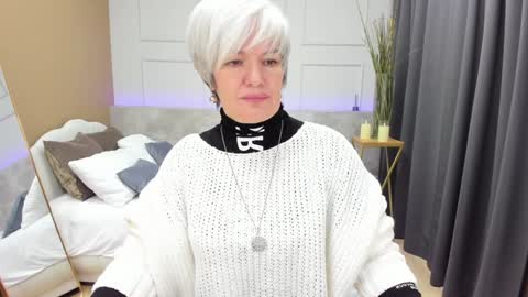 Snapshot of carmensoft chatting on 01-24-25, 08:54 Carmen online show from 01-24-25, 08:54