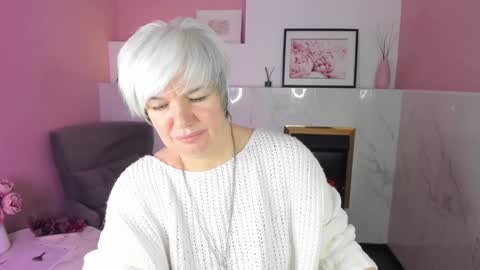 Snapshot of carmensoft chatting on 01-29-25, 03:33 Carmen online show from 01-29-25, 03:33
