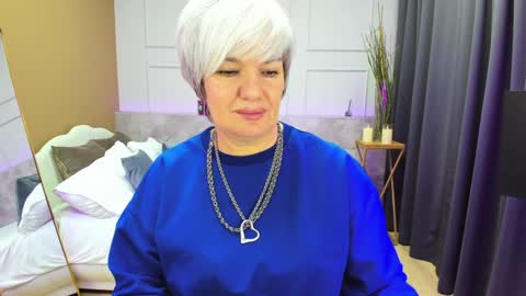Snapshot of carmensoft chatting on 02-02-25, 08:41 Carmen online show from 02-02-25, 08:41
