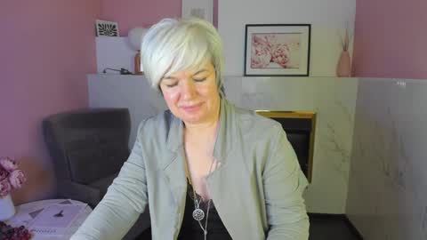 Snapshot of carmensoft chatting on 02-06-25, 04:21 Carmen online show from 02-06-25, 04:21