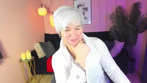Snapshot of carmensoft chatting on 02-14-25, 09:21 Carmen online show from 02-14-25, 09:21