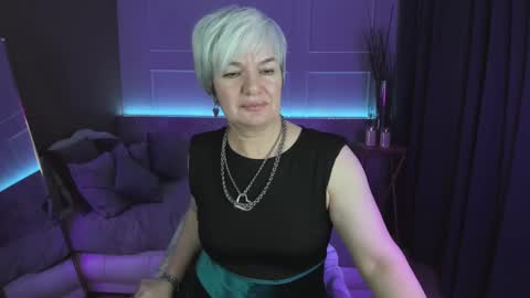 Snapshot of carmensoft chatting on 02-24-25, 02:51 Carmen online show from 02-24-25, 02:51