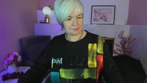 Carmen online show from 10-26-25, 08:37