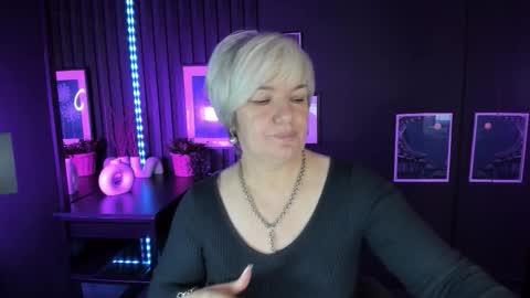 Carmen online show from 11-16-25, 08:47