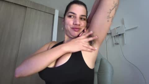 carmesix__ online show from 06-05-26, 12:00