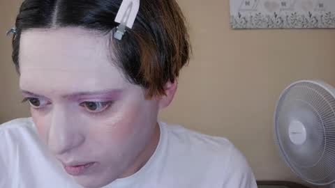 Snapshot of carnalflower95 chatting on 03-25-26, 08:59 Brooke online show from 03-25-26, 08:59