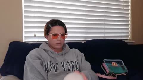 Snapshot of carnalflower95 chatting on 04-15-26, 07:58 Brooke online show from 04-15-26, 07:58