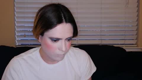 Snapshot of carnalflower95 chatting on 05-02-26, 02:49 Brooke online show from 05-02-26, 02:49