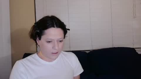 Snapshot of carnalflower95 chatting on 06-15-26, 04:36 Brooke online show from 06-15-26, 04:36