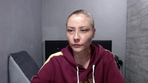 Caro milf  online show from 04-07-26, 10:48