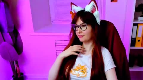 Snapshot of carol_carmen chatting on 09-23-25, 06:11 Carol online show from 09-23-25, 06:11