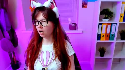 Snapshot of carol_carmen chatting on 09-28-25, 11:43 Carol online show from 09-28-25, 11:43