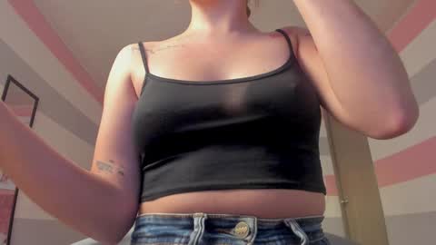 Snapshot of carol_pinter chatting on 12-29-24, 01:06 Carol online show from 12-29-24, 01:06