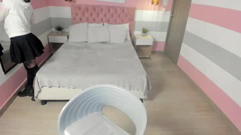 Snapshot of carol_pinter chatting on 01-06-25, 12:13 Carol online show from 01-06-25, 12:13