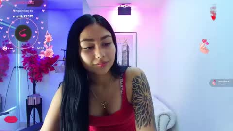 CAROLINA.  online show from 03-07-26, 12:02