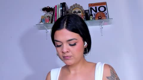 Snapshot of carolina_ml chatting on 03-15-26, 03:51 CarolinaM online show from 03-15-26, 03:51