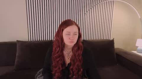 Snapshot of carolina_winter chatting on 09-09-25, 06:46 Mira online show from 09-09-25, 06:46