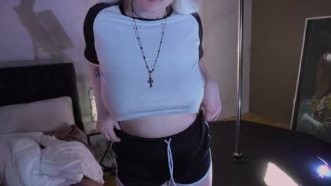 Mira online show from 04-11-26, 07:45