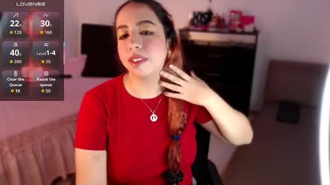 Snapshot of carolinasweet33 chatting on 11-05-25, 10:43 carolina online show from 11-05-25, 10:43