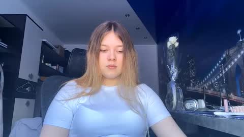 carolindueno online show from 02-21-26, 08:04