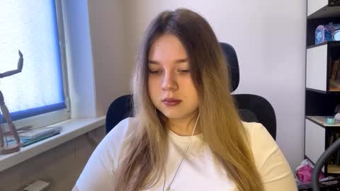 carolindueno online show from 02-27-26, 07:41