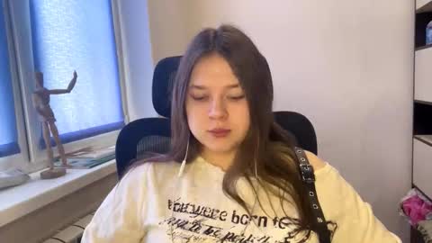 carolindueno online show from 03-01-26, 07:54