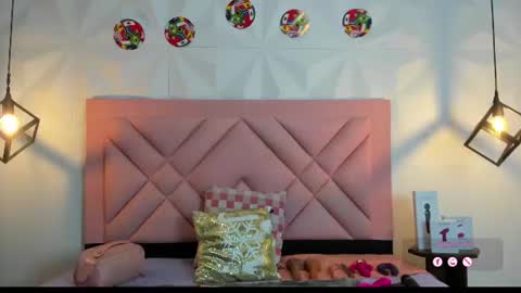 caroline daring online show from 06-15-26, 12:07