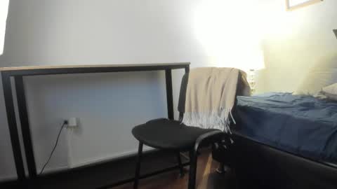  Caroline  online show from 02-09-26, 10:41