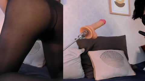  Caroline  online show from 04-24-26, 09:45