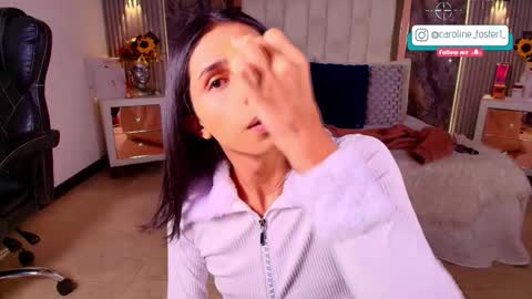 caroline_foster1 online show from 03-13-26, 12:12