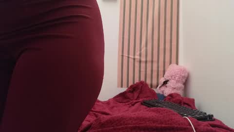 Carolina online show from 04-12-26, 02:11