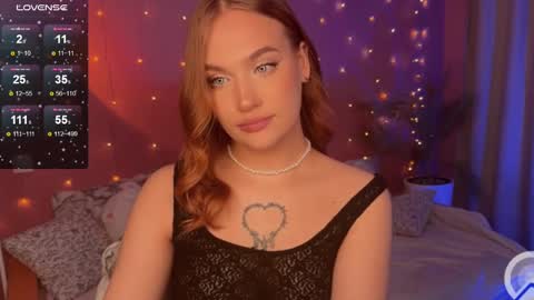 Snapshot of caroline_kiparis chatting on 02-28-25, 11:45 Caro online show from 02-28-25, 11:45